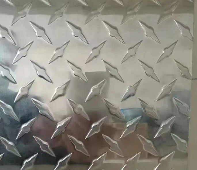 ʯ����������